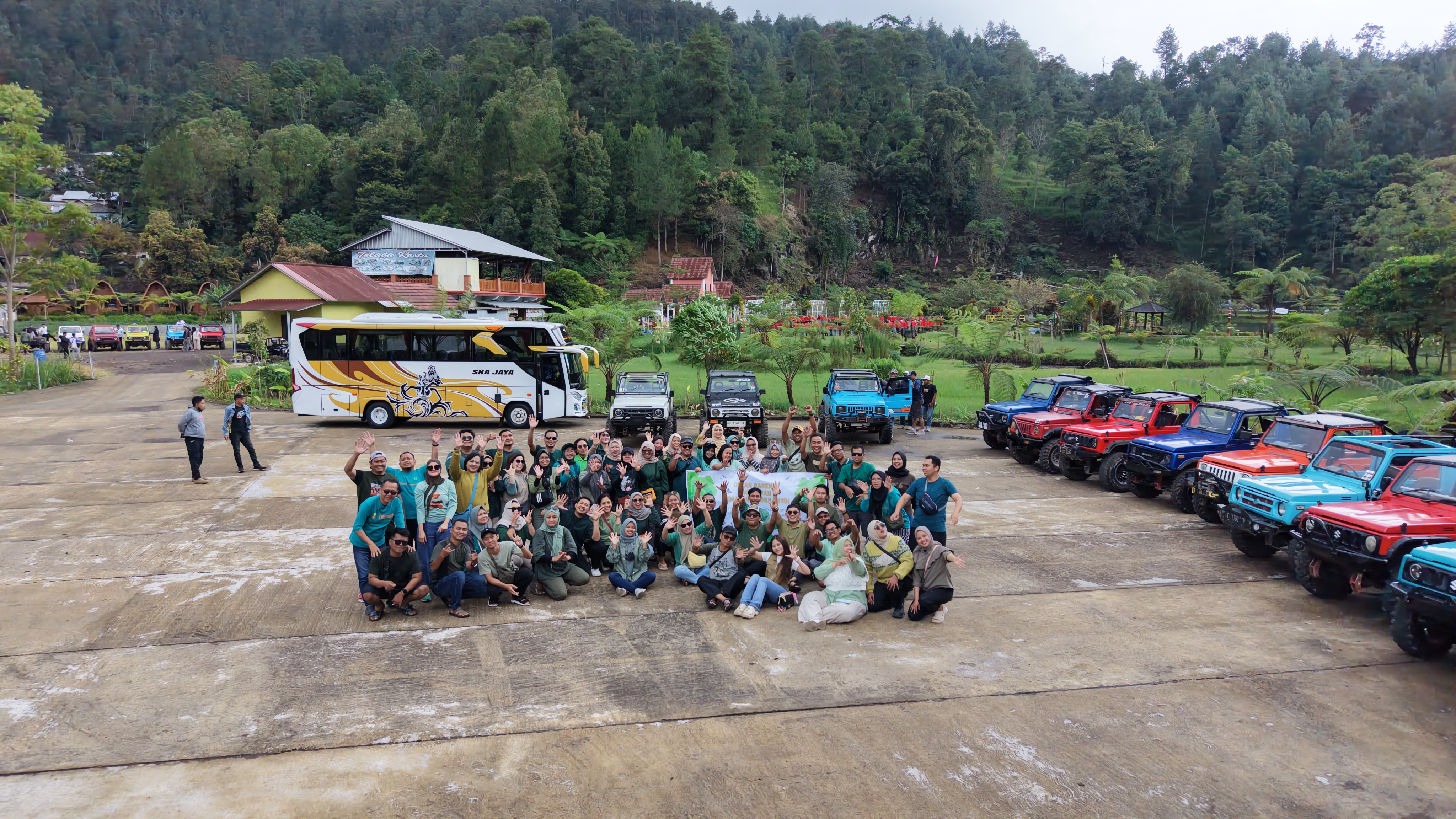 Trip wisata jeep Tawangmangu jalur offroad bersama pelanggan