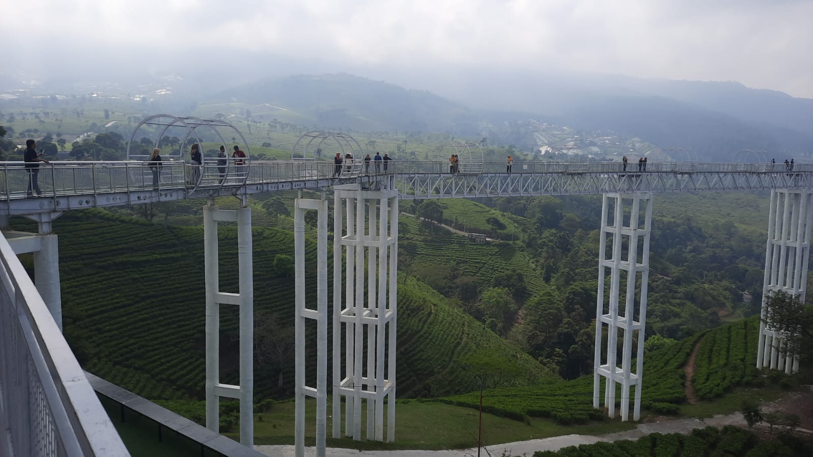 Trip jeep Tawangmangu bersama rombongan wisata